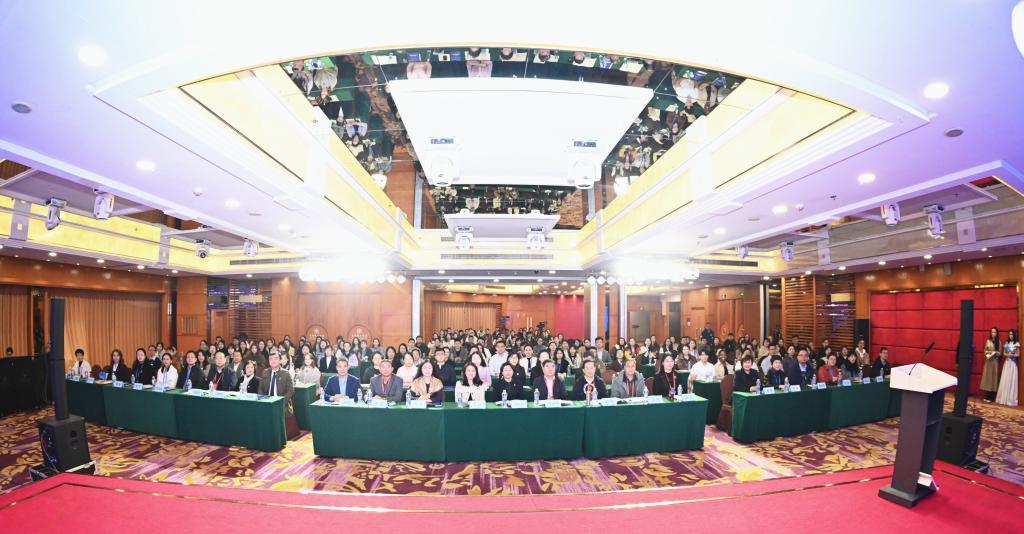 我校成功举办2025年来华留学医学本科教育青年教师英语授课展示和技能提...