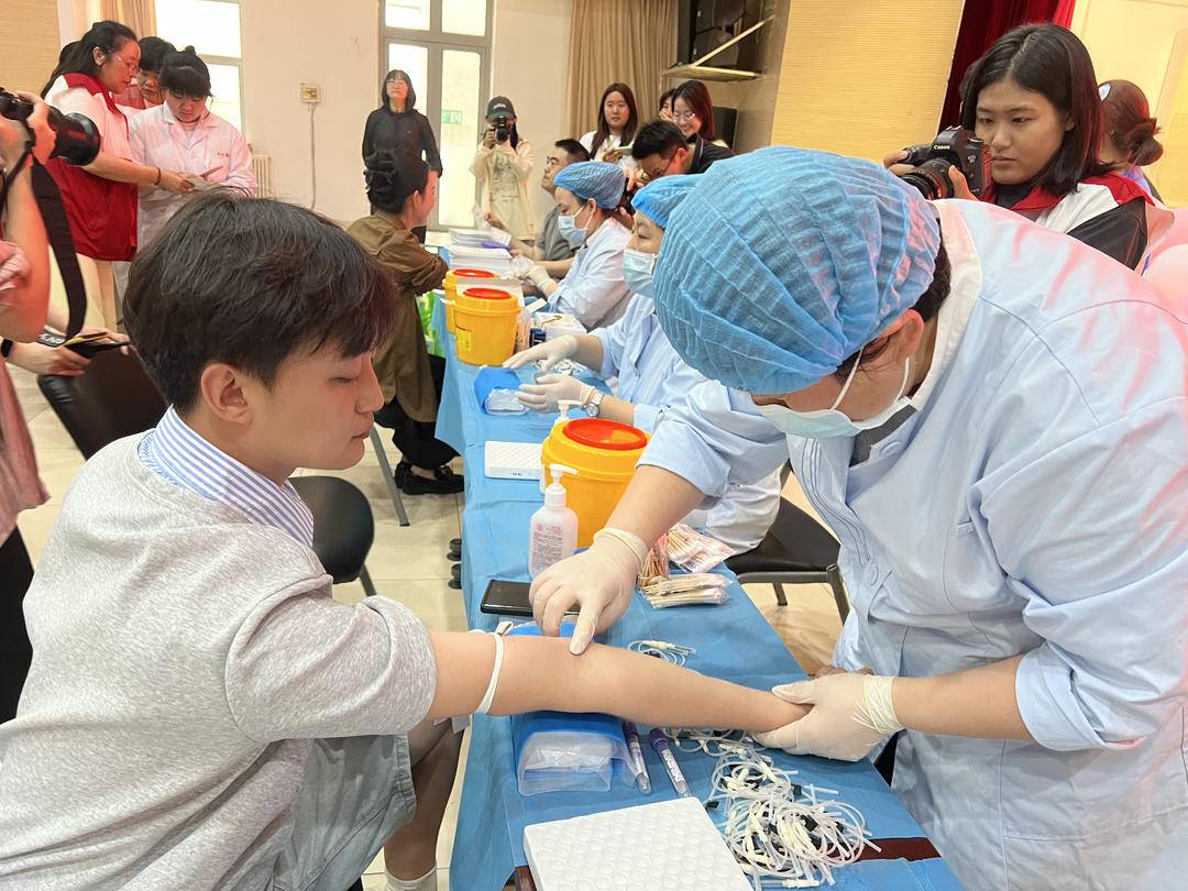 21载生命接力！这所高校学子筑起“生命火种”长城