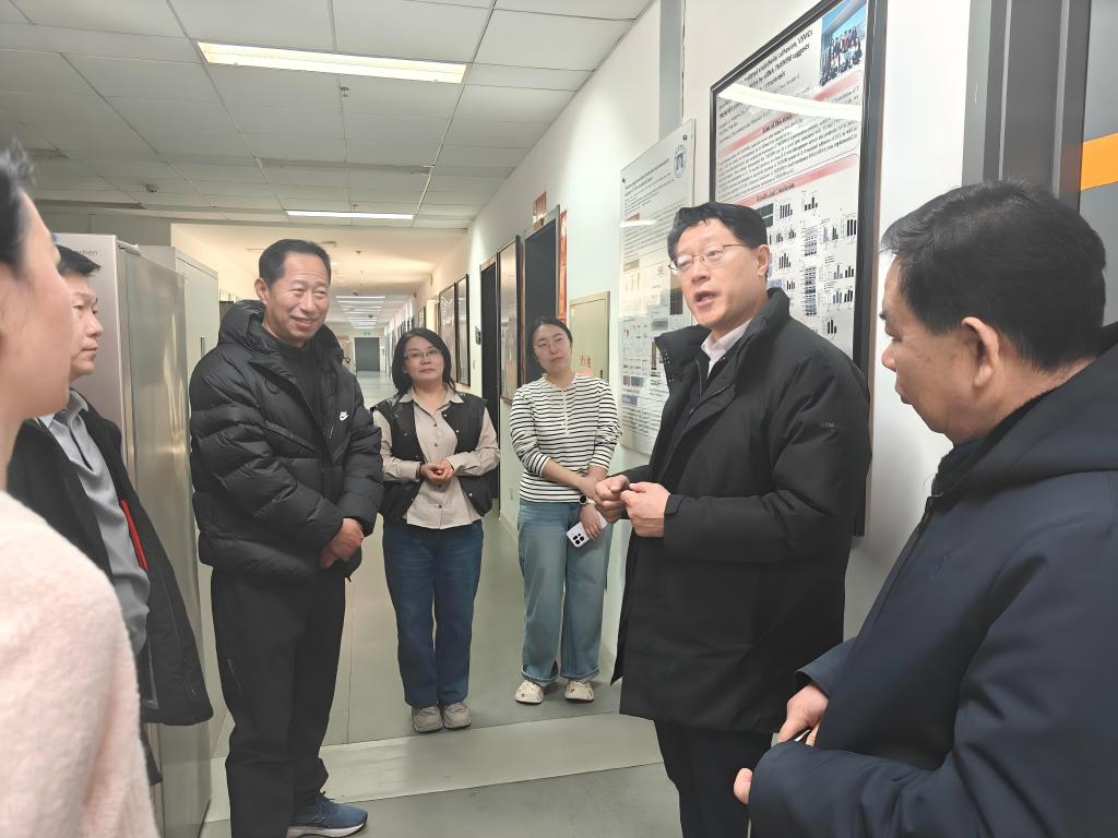 学校开展春节前校园安全检查