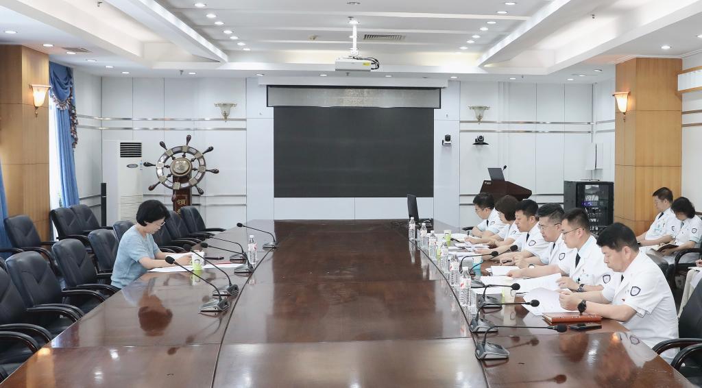 学校党委副书记、校长刘莹到附属第一医院调研指导树立和践行正确政绩观...